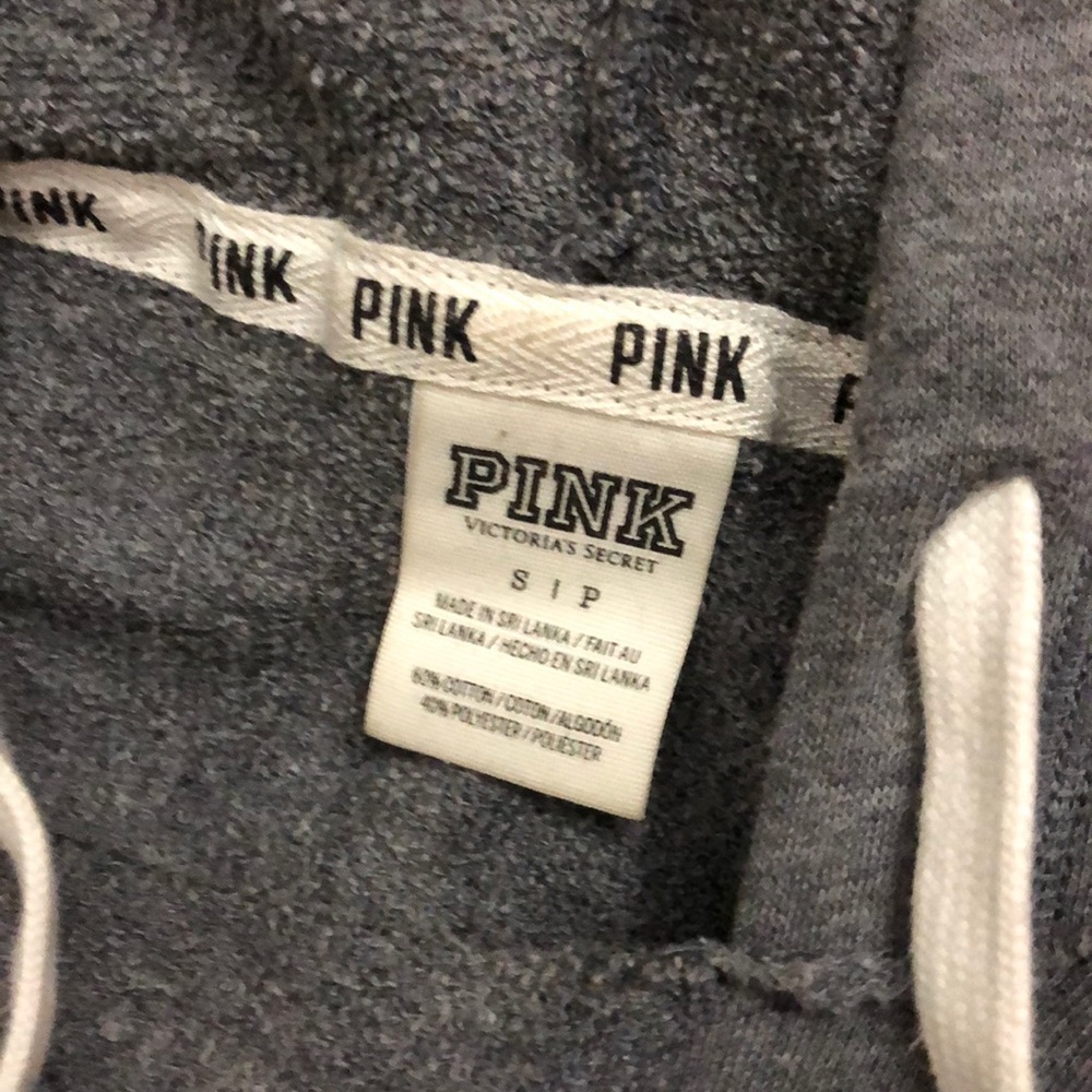 Sweatshirt - Picture 2 of 3